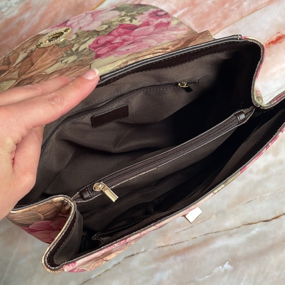 PEPPERMINT | Floral leather shoulder tote bag - Picture 5 of 9